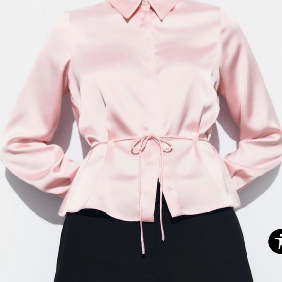 Zara Pink Blouse with Black Shorts Set - Picture 5 of 11